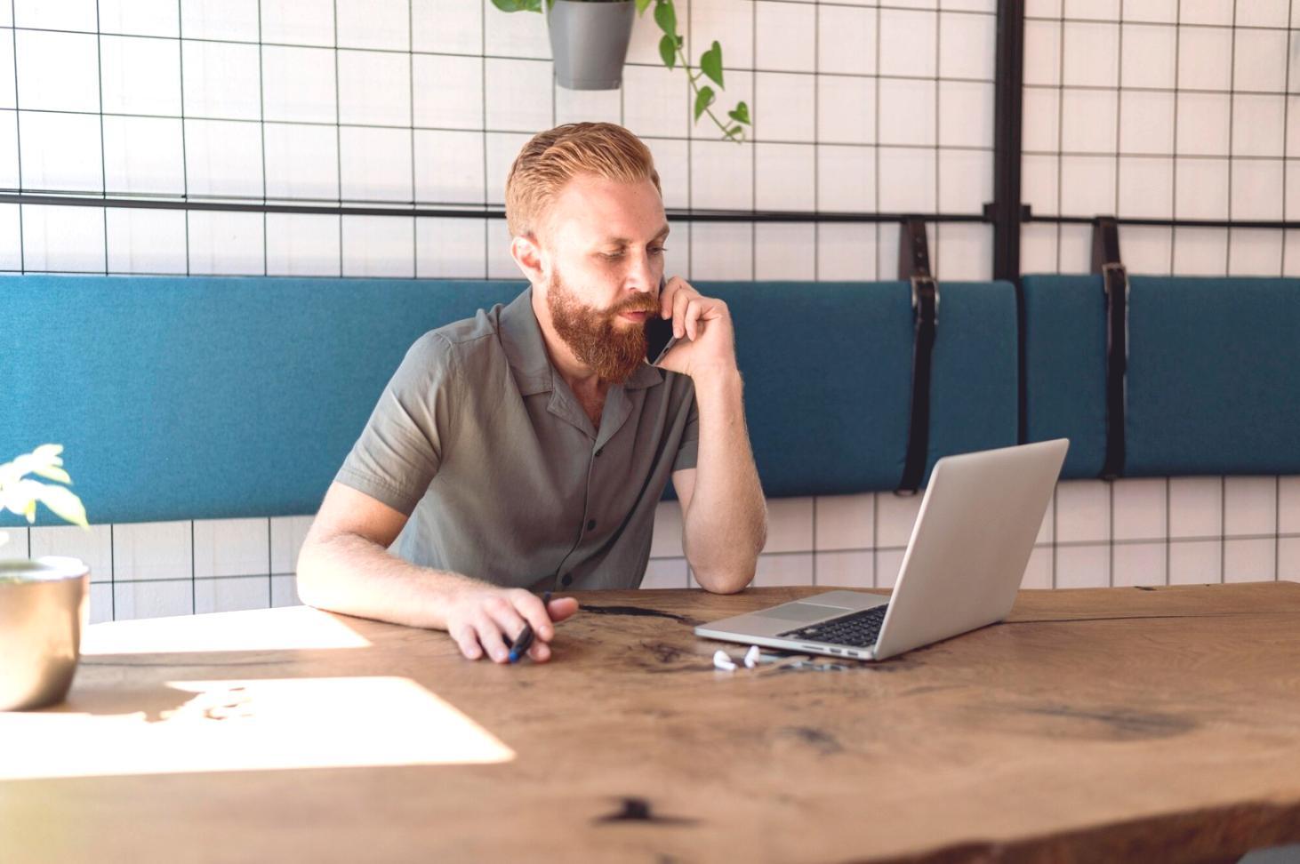 Процесс работы с финансовыми документами и планирования